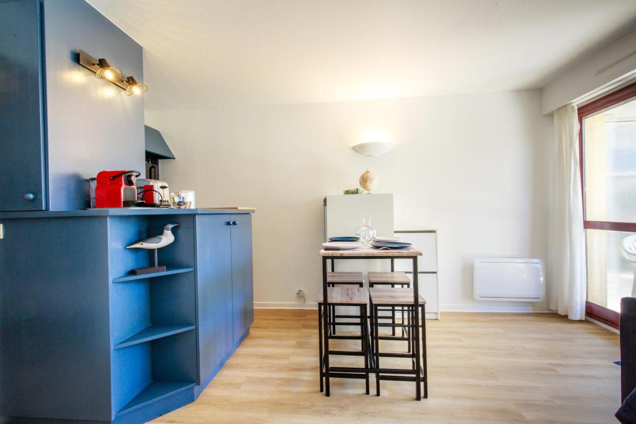 Benoit, 80m De La Mer, Jardinet Apartment *